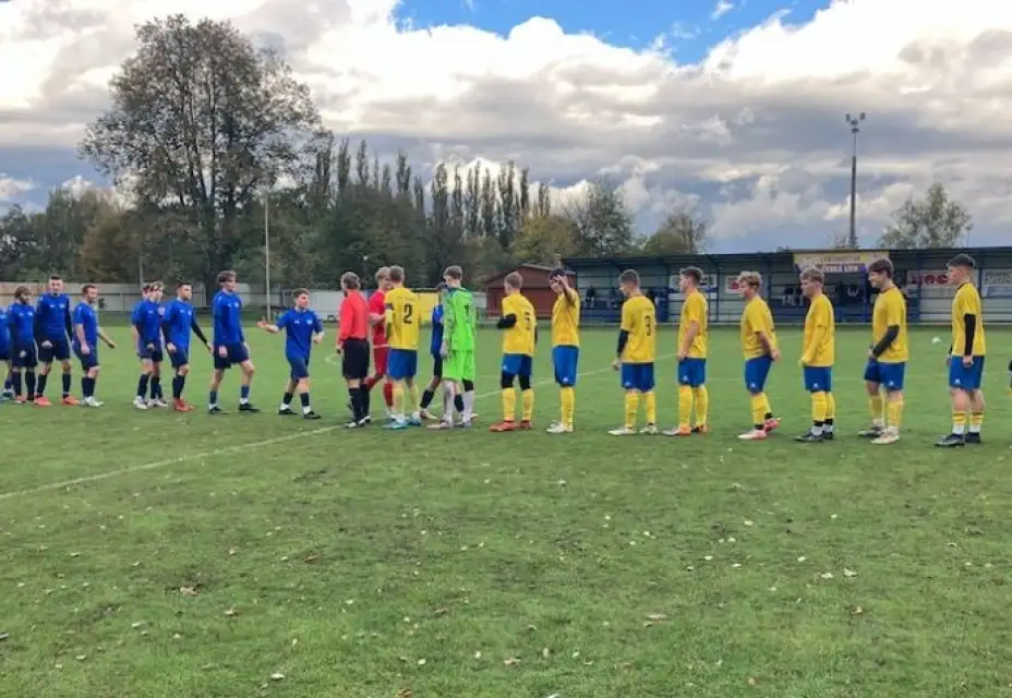 oddíl fotbalu TJ Lokomotiva Česká Lípa, z.s.  : FK Cvikov 0:2 (0:2)